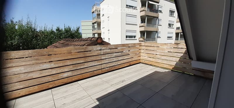 1.5 Z.-Dachwohnung mit Galerie (als Schlafbereich) und grosse Terrasse (16m2) (30)