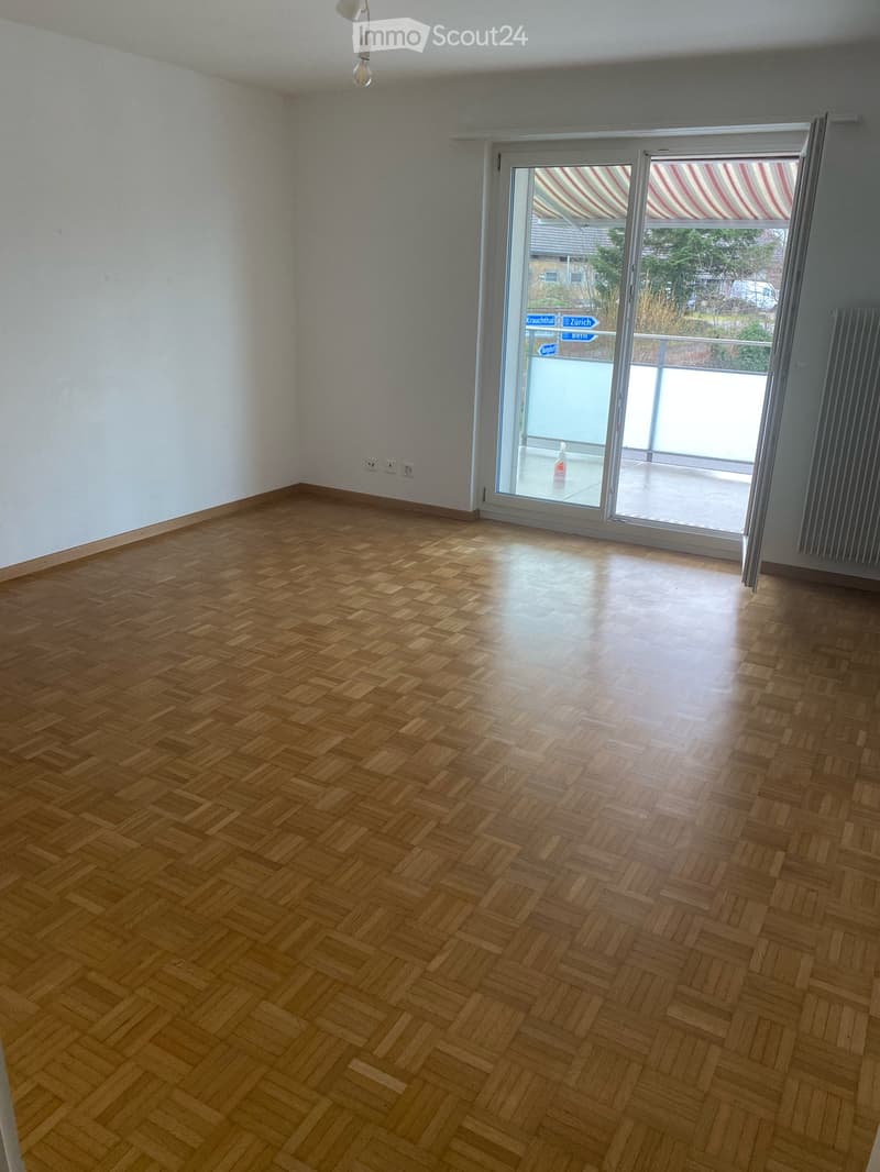 Sonnige 4-Zimmer Wohnung mit Balkon (4)
