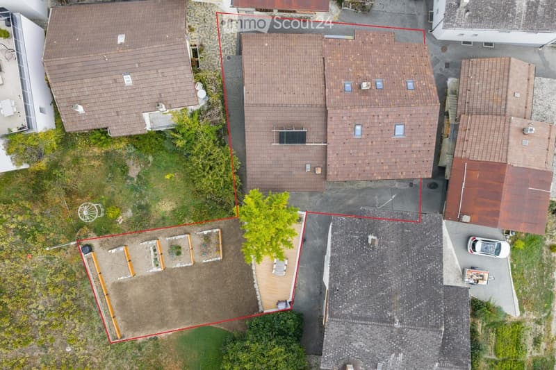 Maison individuelle spacieuse entièrement rénovée à St-Séverin (25)