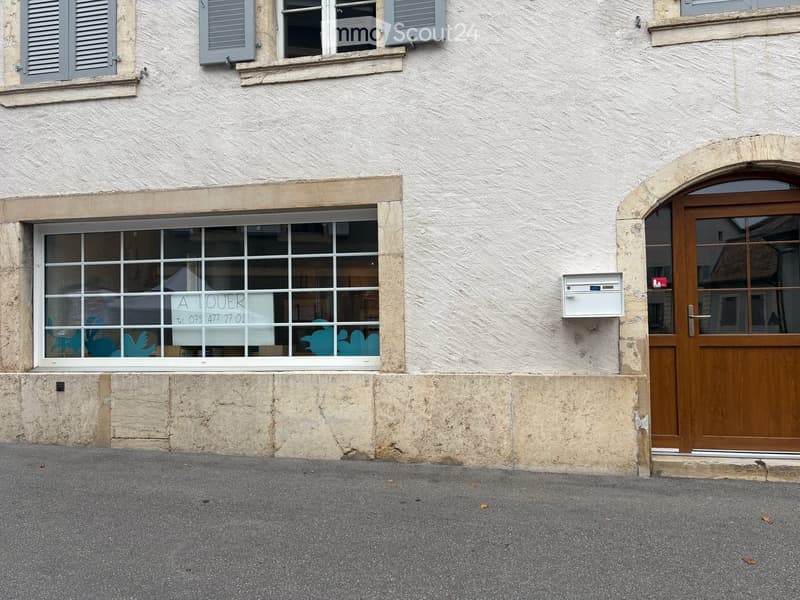 À LOUER – Charmant bureau de 75 m² dans un bâtiment historique à La Sarraz (4)