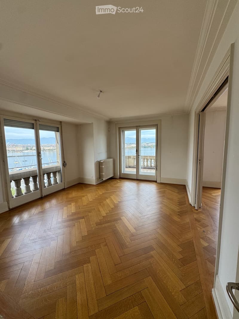 Superbe appartement de réception face au lac avec une vue imprenable au 6ème étage (6)