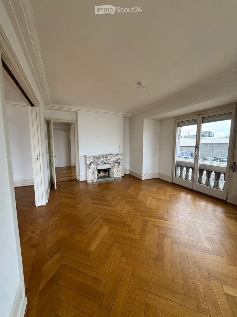 Superbe appartement de réception face au lac avec une vue imprenable au 6ème étage (5)