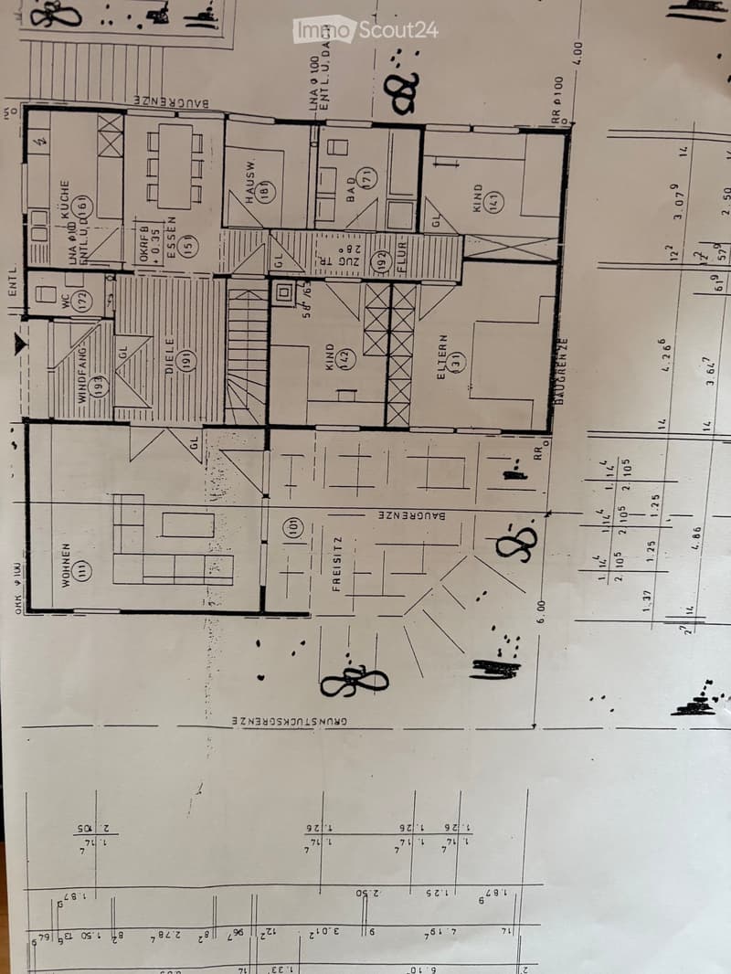 Floor plan of a multi-room residential space, including living room, kitchen, dining area, bedrooms, bathrooms, and hallway.