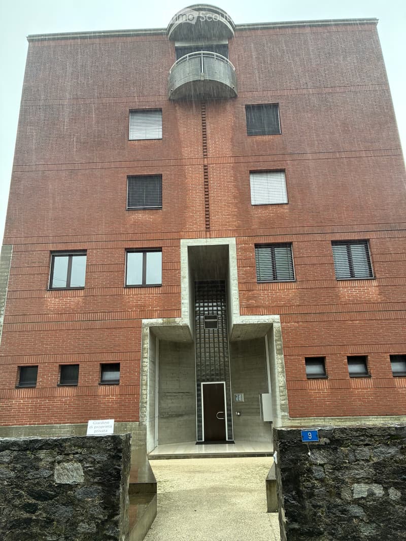 BELLINZONA CENTRO APPARTAMENTO 1 LOCALE (1)
