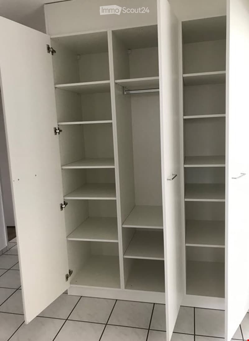 neue grosse Einbauschränke