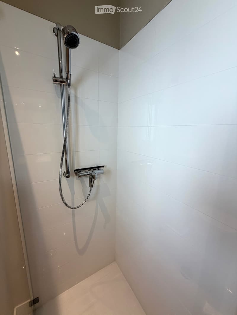 SOUS LOCATION appartement meublé à Lutry pour fin novembre (55)