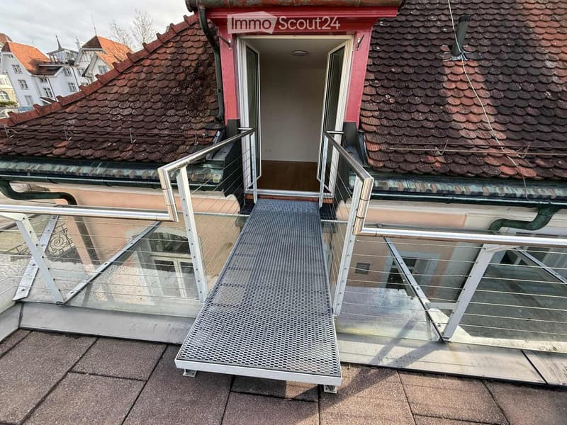 roof, glass railings, balcony, steel access ramp, shingle roof, building