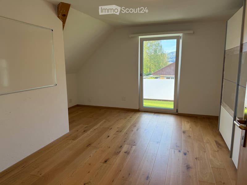 Grosszügige 4.5-Zimmer-Wohnung mit Galerie und 30 m² Terrasse (9)