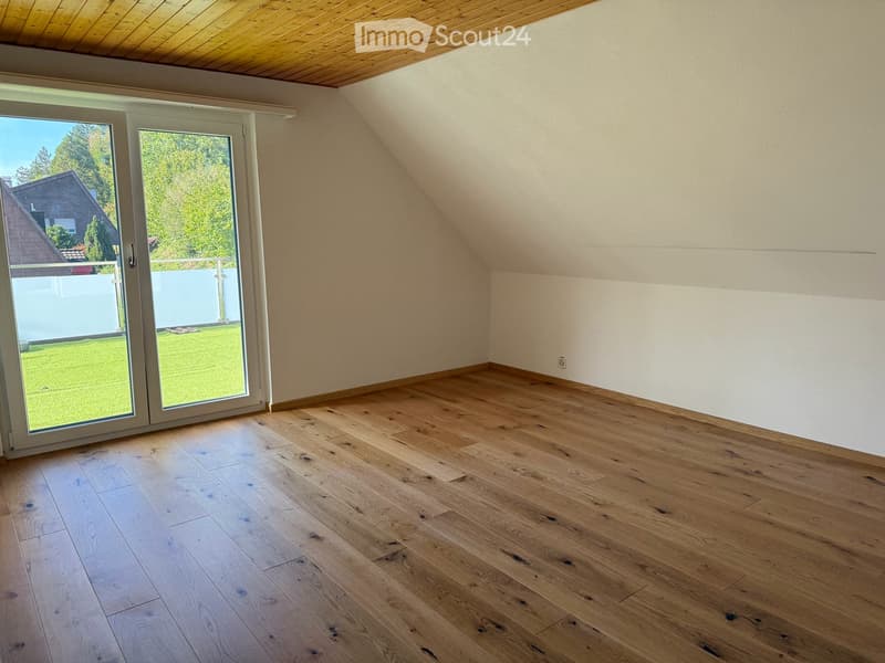 Grosszügige 4.5-Zimmer-Wohnung mit Galerie und 30 m² Terrasse (8)