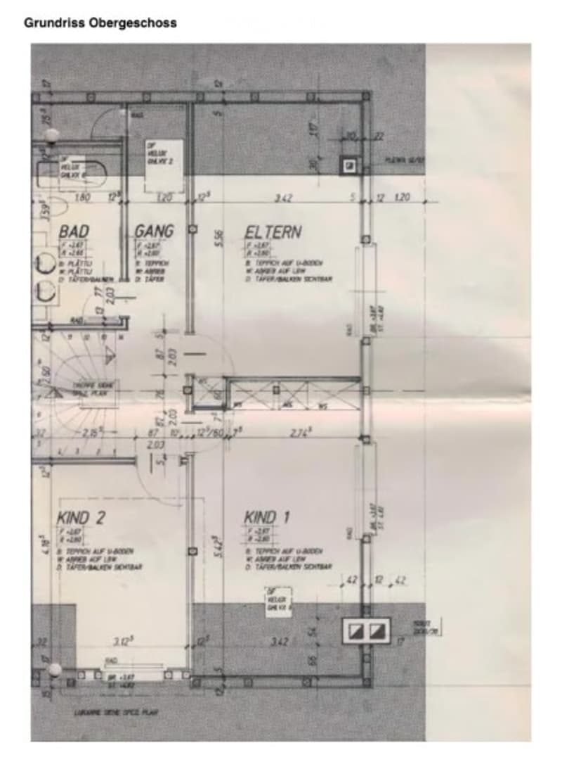 Ground floor plan of a house with labeled rooms including living room, dining room, bedrooms, and bathrooms.