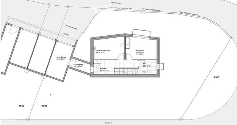 Floor plan showing a garage, technical/washing area, hobby room, corridor, and WC. Includes measurements and surrounding property details.