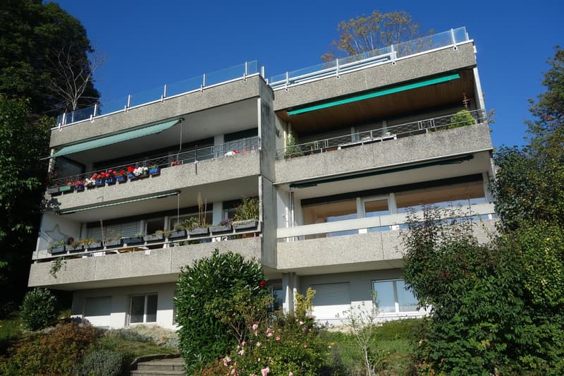 Appartement de 3.5 pièces avec balcon et vue verdoyante à Evilard (1)