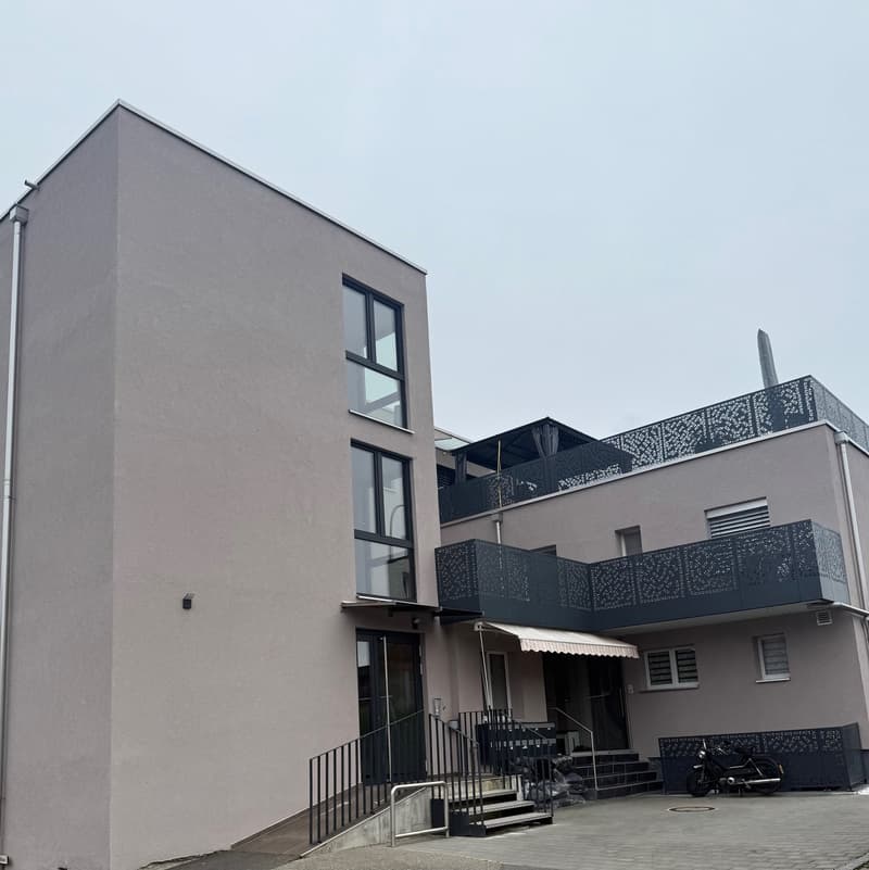 Moderne 3.5-Zi-Wohnung (82 m2) im 2. OG (9)