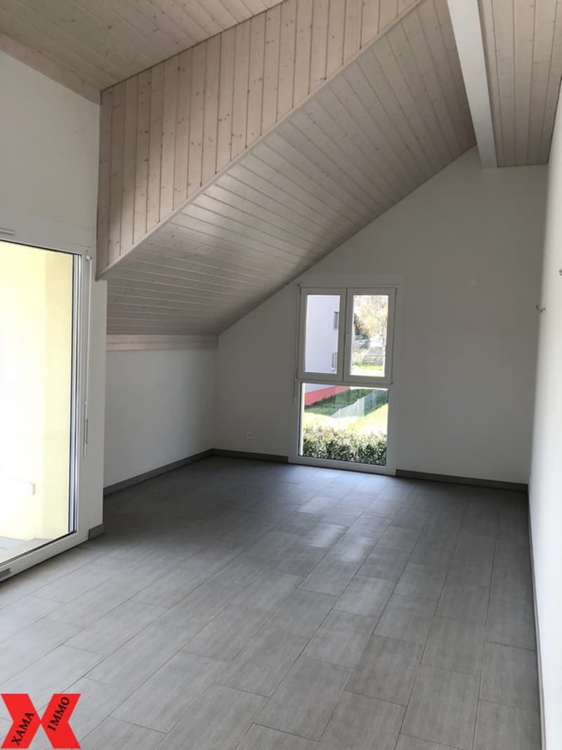 Wohnung mit 4,5 Zimmern im 2. Stock unter dem Dach (2)