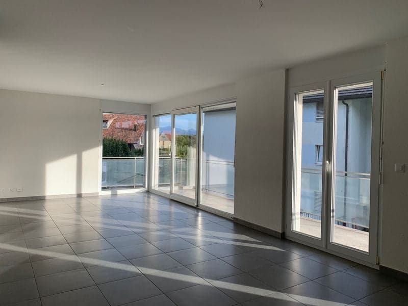 Spacieux appartement 86 m2 de 4,5 pièces au rez, avec terrasse (3)