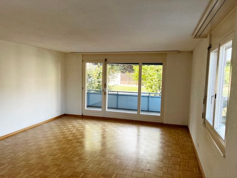 Appartement 3,5 pièces au 1er étage, avec balcon (2)