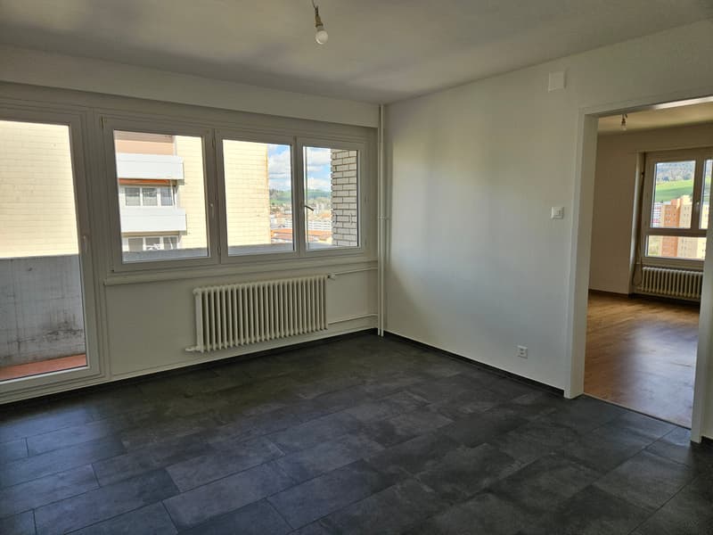 1300.000747 - Salon