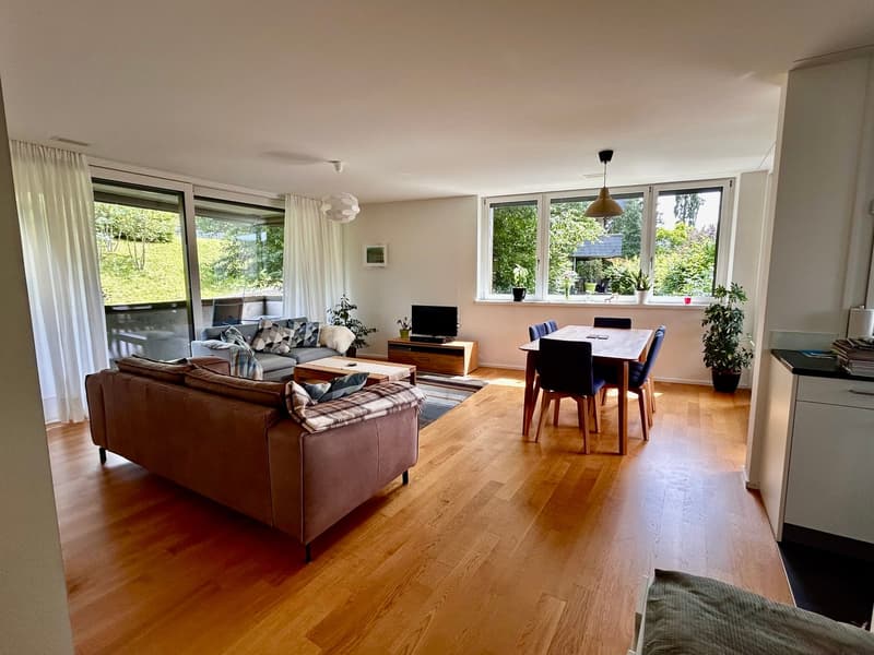Appartamento moderno 3.5 locali con balconi e bella vista a Riehen (3)