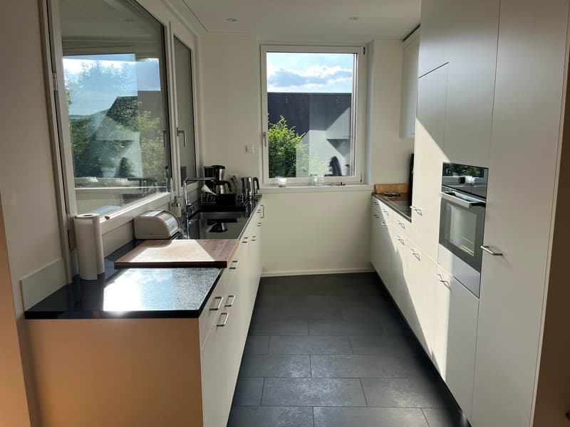 Appartamento moderno 3.5 locali con balconi e bella vista a Riehen (6)
