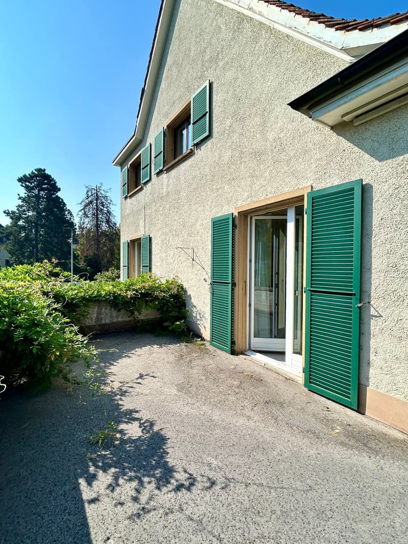 6.5-Zimmer-EFH in der Nähe Haltestelle Burgstrasse in Riehen (13)