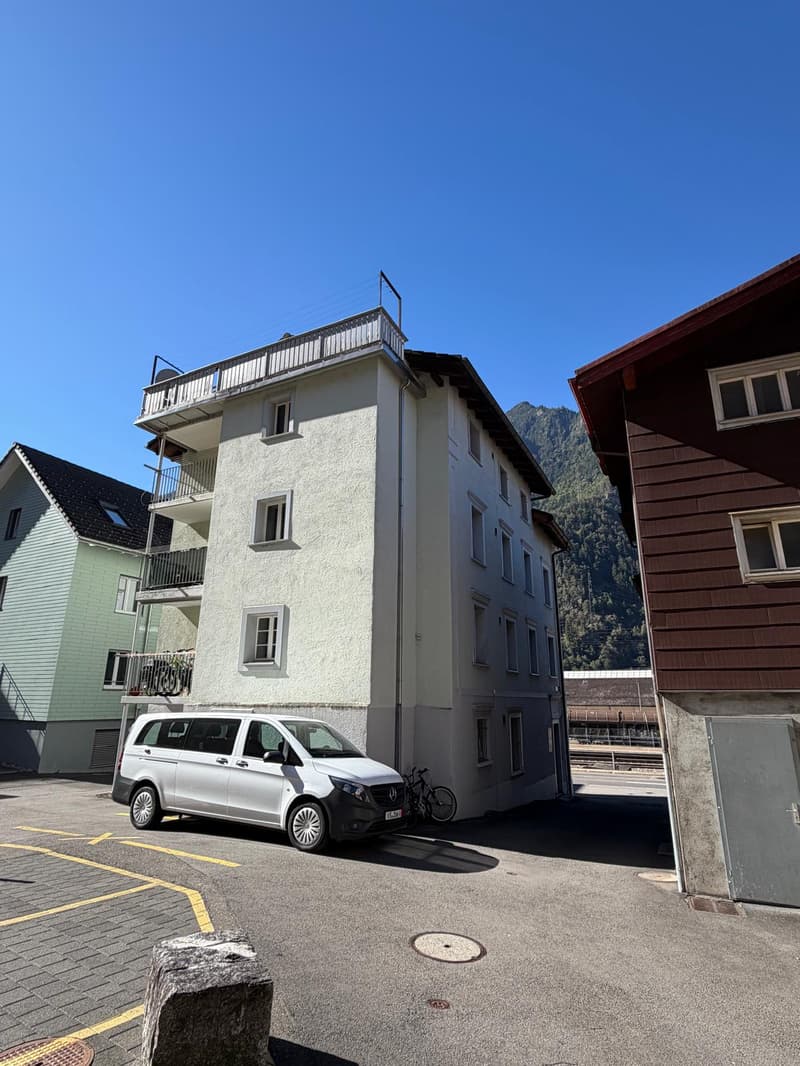 4-Familienhaus nahe Bahnhof Erstfeld – voll vermietet, 2021 modernisiert | Bieterverfahren (3)