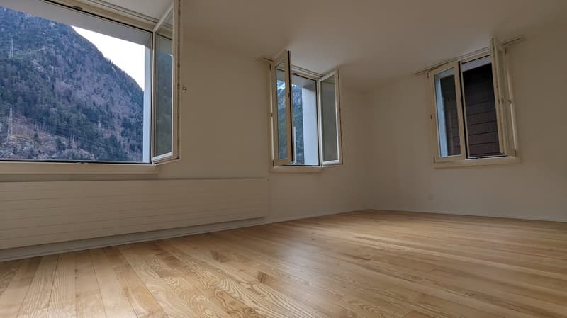4-Familienhaus nahe Bahnhof Erstfeld – voll vermietet, 2021 modernisiert | Bieterverfahren (6)