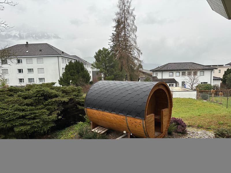 Mehrfamilienhaus in Schwyz mit vielseitigen Perspektiven (3)