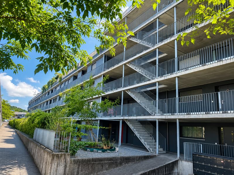 Appartement en propriété de 2,5 pièces avec vue sur la Töss (1)