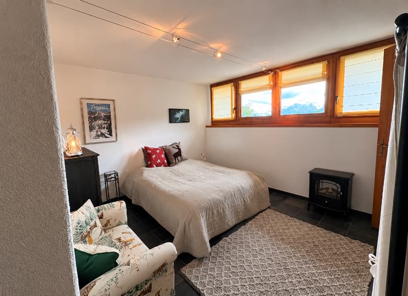 Attraktiver 4,5-Zimmer-Hausteil mit Galerie und traumhafter Aussicht in Valbella (24)