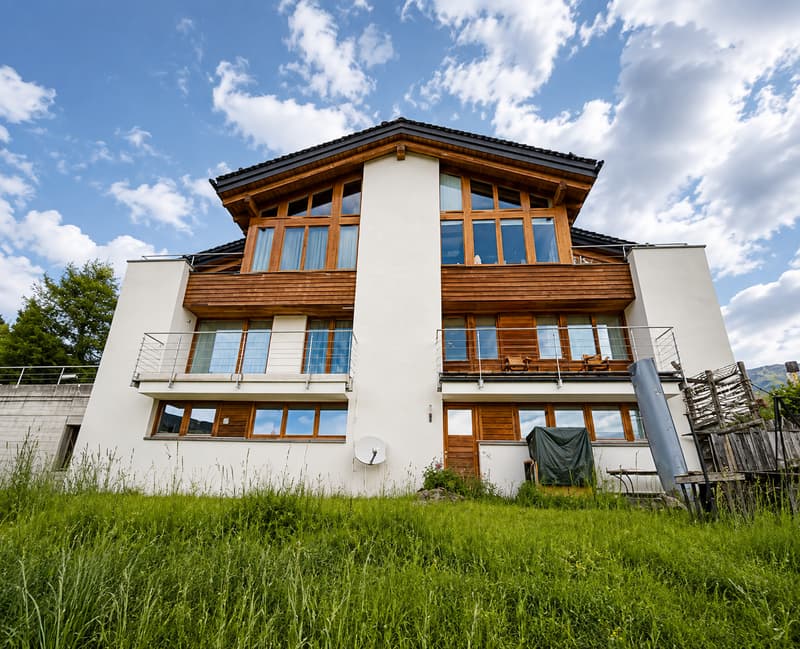 Attraktiver 4,5-Zimmer-Hausteil mit Galerie und traumhafter Aussicht in Valbella (3)