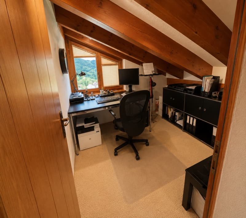 Attraktiver 4,5-Zimmer-Hausteil mit Galerie und traumhafter Aussicht in Valbella (21)