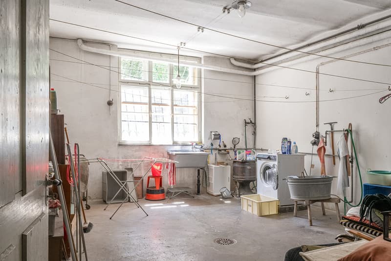 Stylish 9-room city villa Seidenstrasse 29 (19)