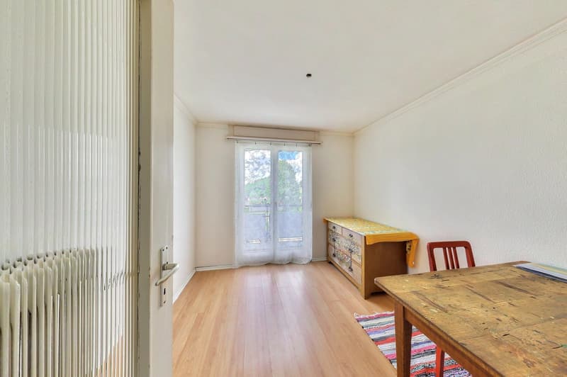 Charming 5.5-room semi-detached house in Andelfingen (10)