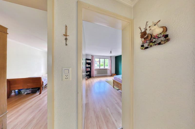 Charming 5.5-room semi-detached house in Andelfingen (11)