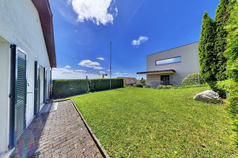 Casa unifamiliare indipendente con vista mozzafiato in una posizione soleggiata a Hüttwilen (20)