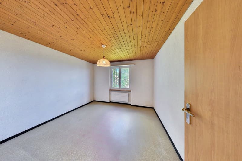 Casa unifamiliare indipendente con vista mozzafiato in una posizione soleggiata a Hüttwilen (8)