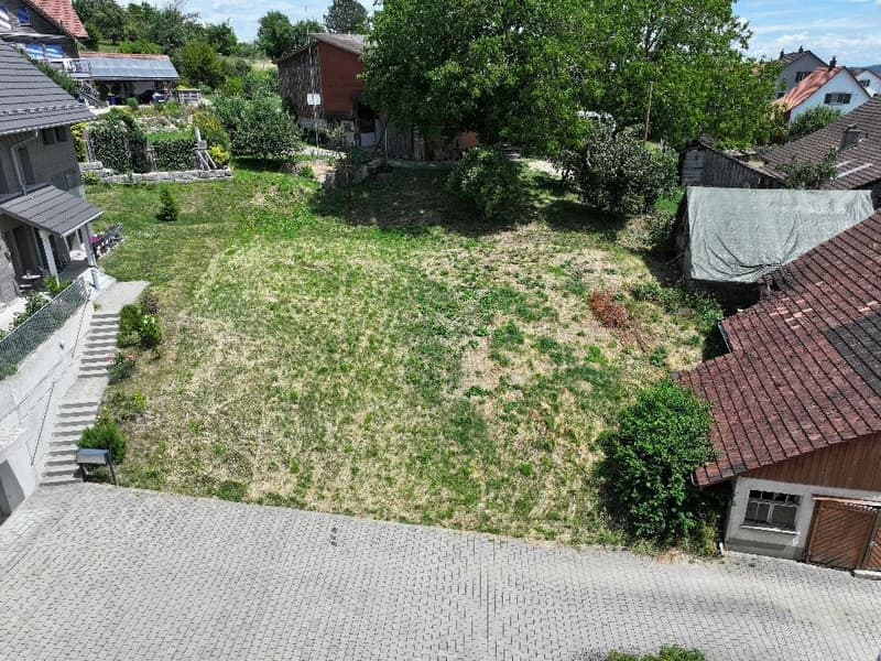 Buchberg SH: Ferme avec réserve de terrain constructible attractive (3)