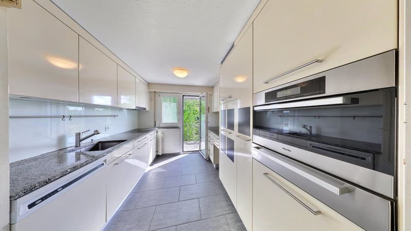 Wohnen mit Weitsicht - 5 1/2-Zimmer Einfamilienhaus an erhöhter Lage in Andelfingen (10)