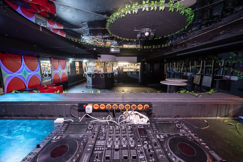 DJ-Booth