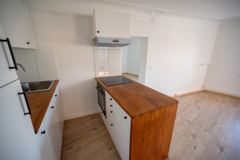 Charmante 2.5-Zimmer-Altbauwohnung in Stein am Rhein - frisch renoviert (3)