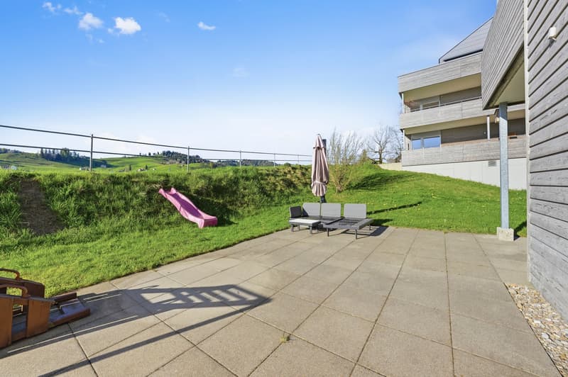 Modern living in a prime location with Säntis panorama (10)