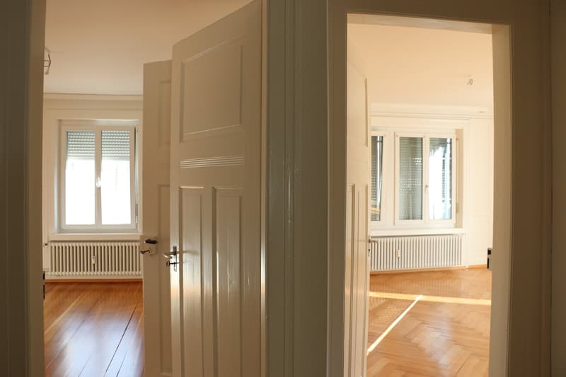 Appartement spacieux, inondé de lumière avec balcon (6)