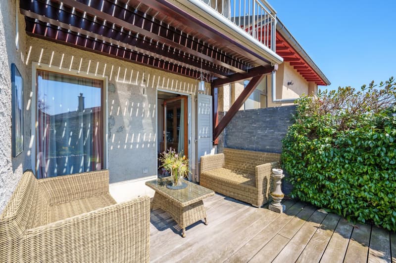Prächtiges Duplex mit 3.5 Zimmern und Garten (7)