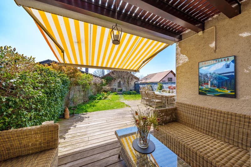 Prächtiges Duplex mit 3.5 Zimmern und Garten (1)