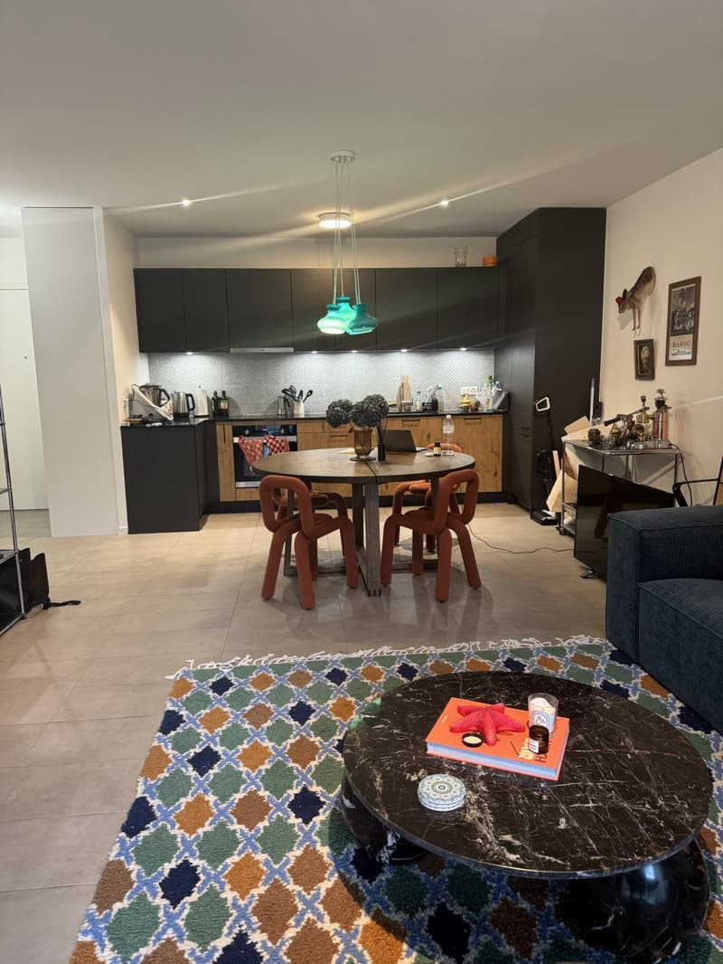 Prachtvolle 2,5-Zimmer-Wohnung in Nyon (2)