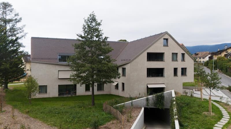 Magnifique appartement récent de 4.5 pièces aux combles à Eysins (1)