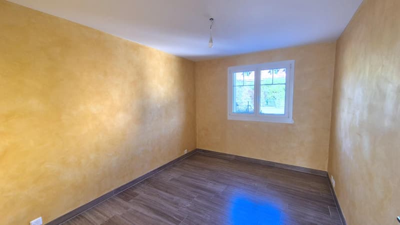 Bel appartement de 3.5 pièces au rez avec jardin à Gingins (6)