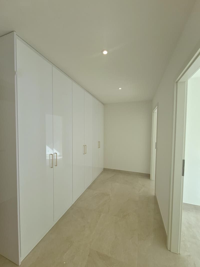 Magnifique appartement de 4 pièces entièrement rénové, idéalement situé (6)