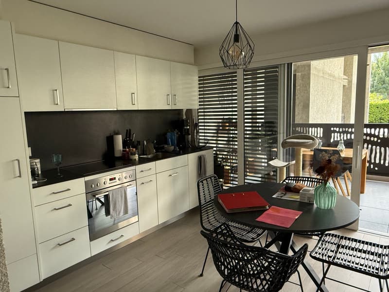 Charmantes 2-Zimmer-Wohnung mit privater Balkon-Terrasse in Martigny (4)