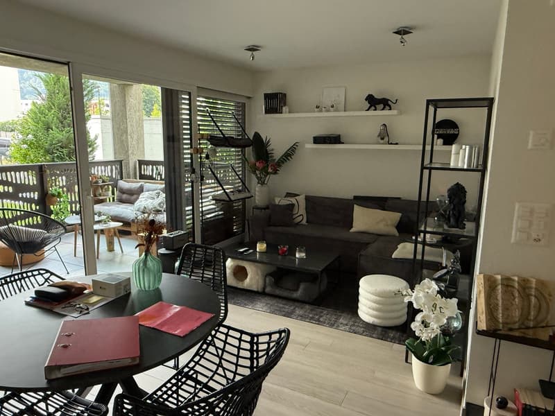 Charmantes 2-Zimmer-Wohnung mit privater Balkon-Terrasse in Martigny (3)